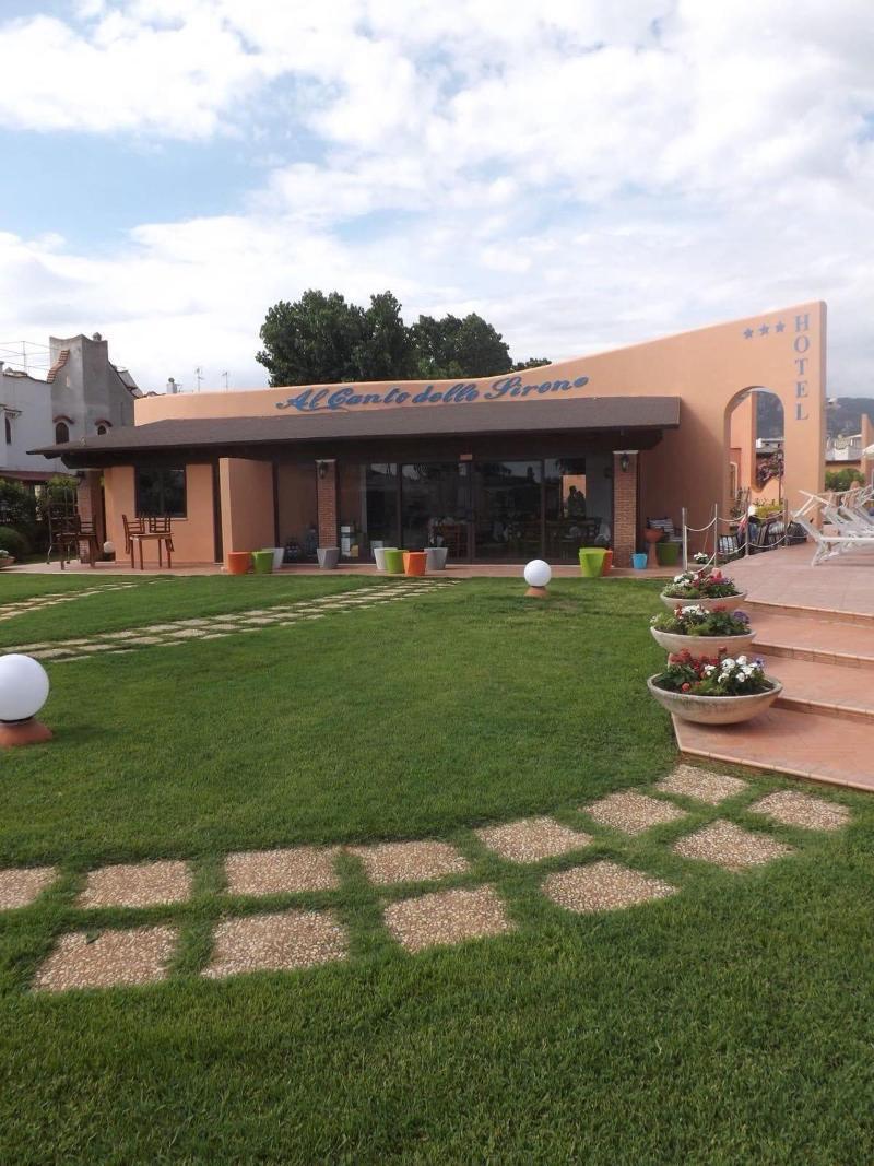 Hotel Ristorante Al Canto Delle Sirene Terracina Exterior foto
