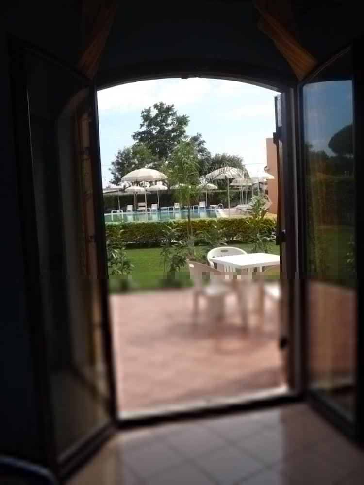 Hotel Ristorante Al Canto Delle Sirene Terracina Exterior foto
