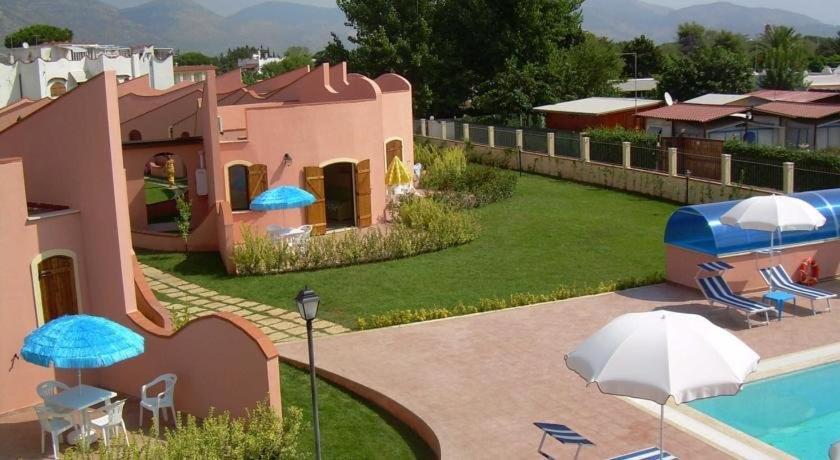 Hotel Ristorante Al Canto Delle Sirene Terracina Exterior foto